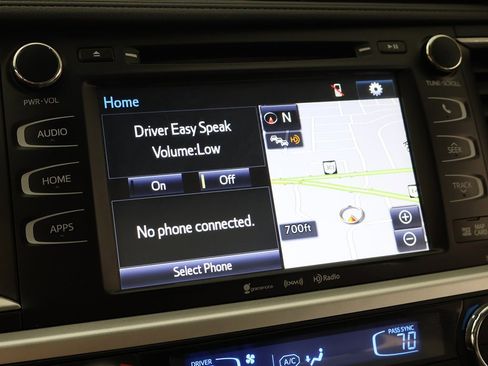 Used 2017 Toyota Highlander XLE image 50