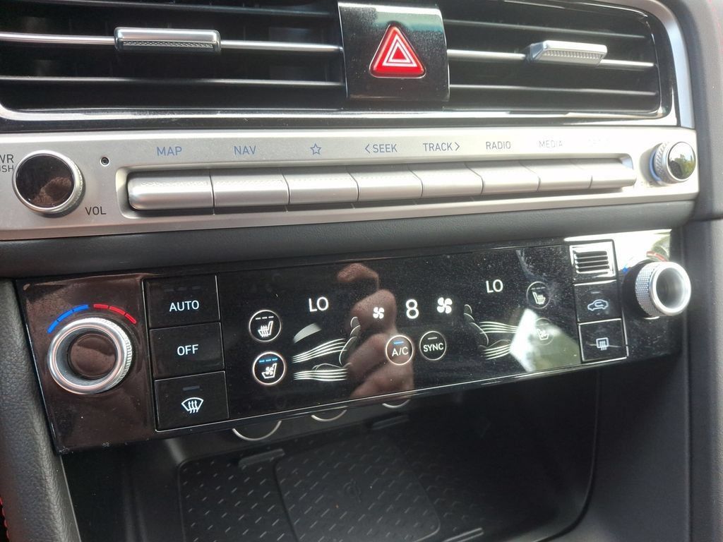 Used 2024 Genesis G70 2.5T w/ Sport Prestige Package RWD image 19