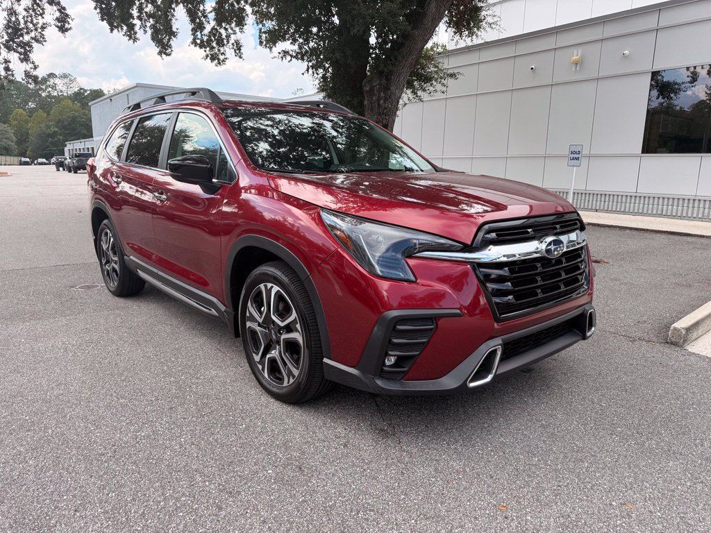 Used 2024 Subaru Ascent Touring AWD/4WD image 3