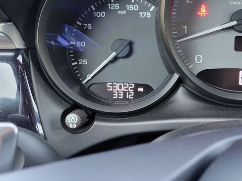 Certified 2023 Porsche Macan S AWD/4WD image 16