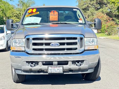 Used 2004 Ford F350 XL image 3