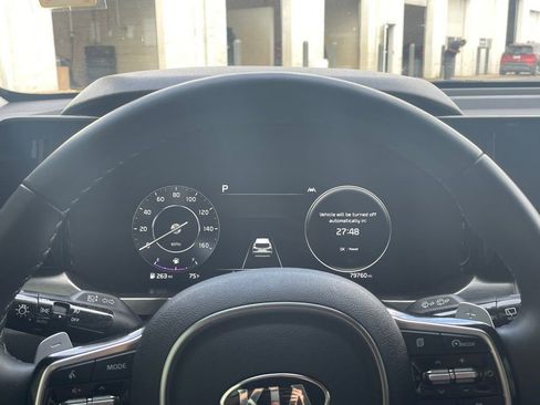 Used 2021 Kia Sorento SX image 15