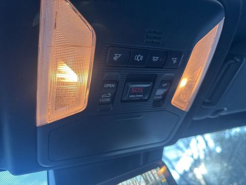 Used 2019 Toyota RAV4 XSE image 10