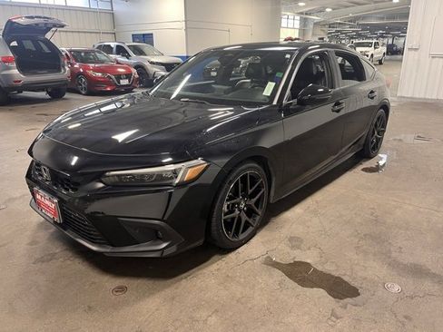 Used 2022 Honda Civic Sport Touring image 7