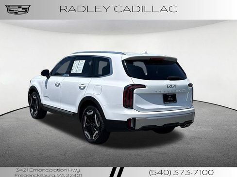 Used 2023 Kia Telluride EX w/ EX Captain's Chair Package AWD/4WD image 18