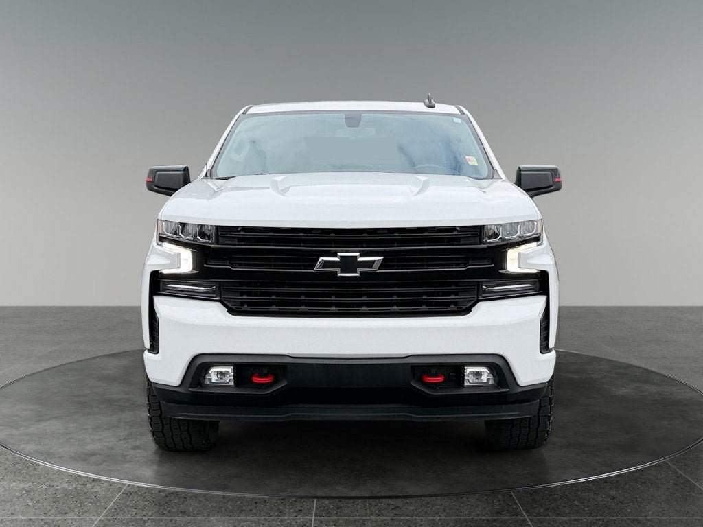 Used 2022 Chevrolet Silverado 1500 RST w/ Redline Edition AWD/4WD image 2