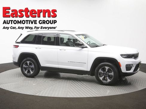 Used 2022 Jeep Grand Cherokee Limited 4xe w/ Luxury Tech Group II AWD/4WD image 50