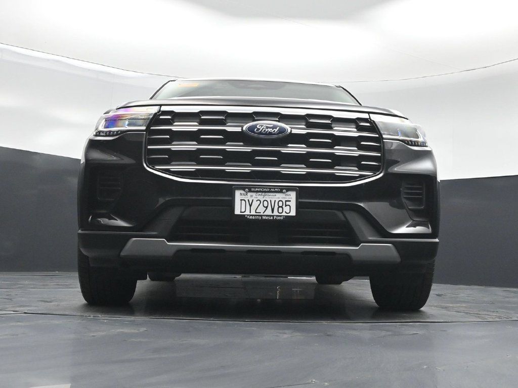Certified 2025 Ford Explorer Active AWD/4WD image 48