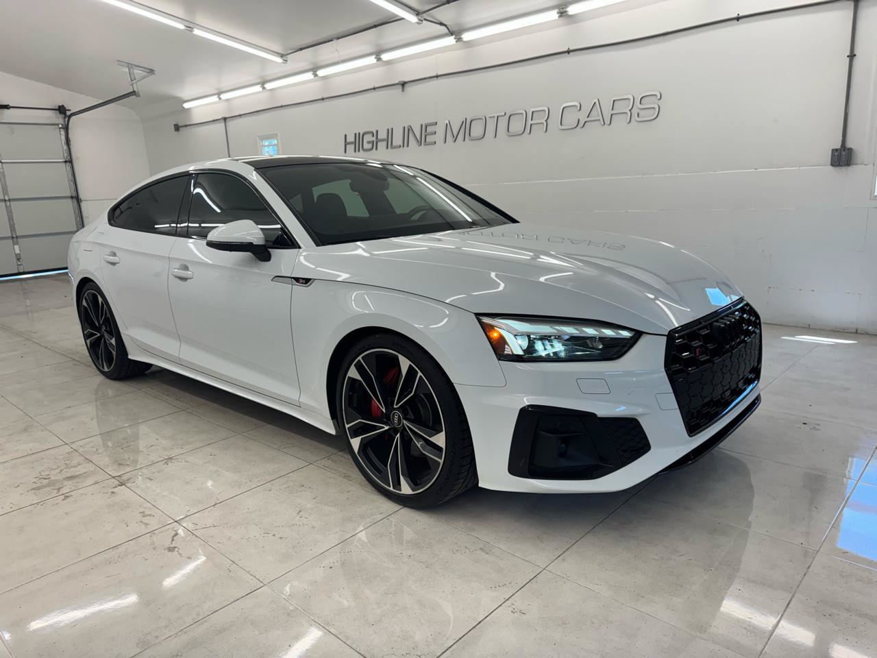 Used 2022 Audi S5 Prestige AWD/4WD image 3