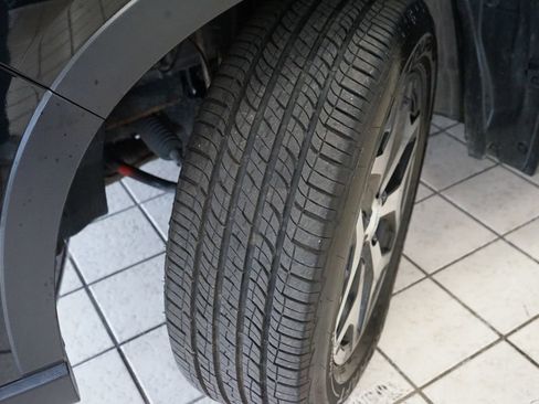Used 2023 Subaru Forester Premium AWD/4WD image 49