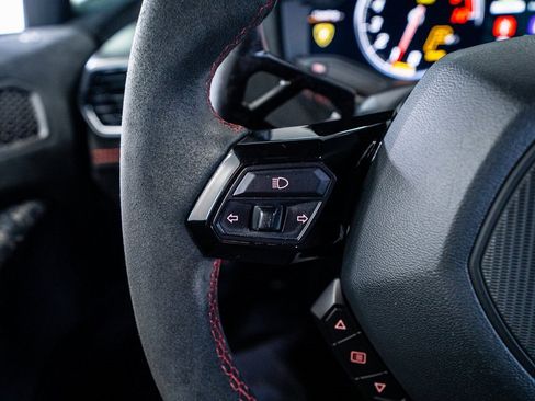 Used 2018 Lamborghini Huracan Performante image 53