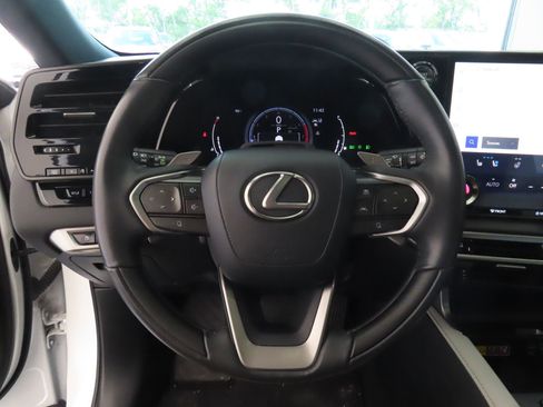 Used 2024 Lexus RX 350 Premium Plus w/ Convenience Package FWD image 17