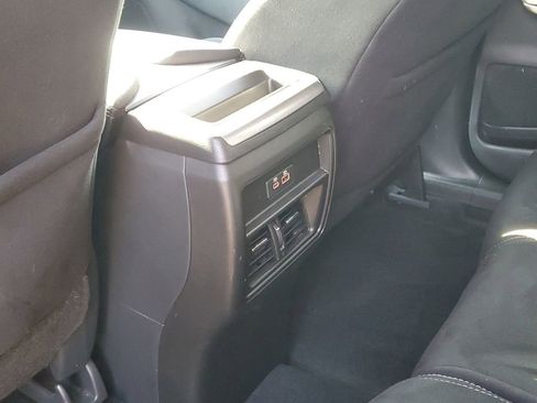 Used 2021 Nissan Murano SV image 27