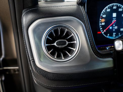 Used 2022 Mercedes-Benz G 550 w/ Exclusive Interior Package image 34