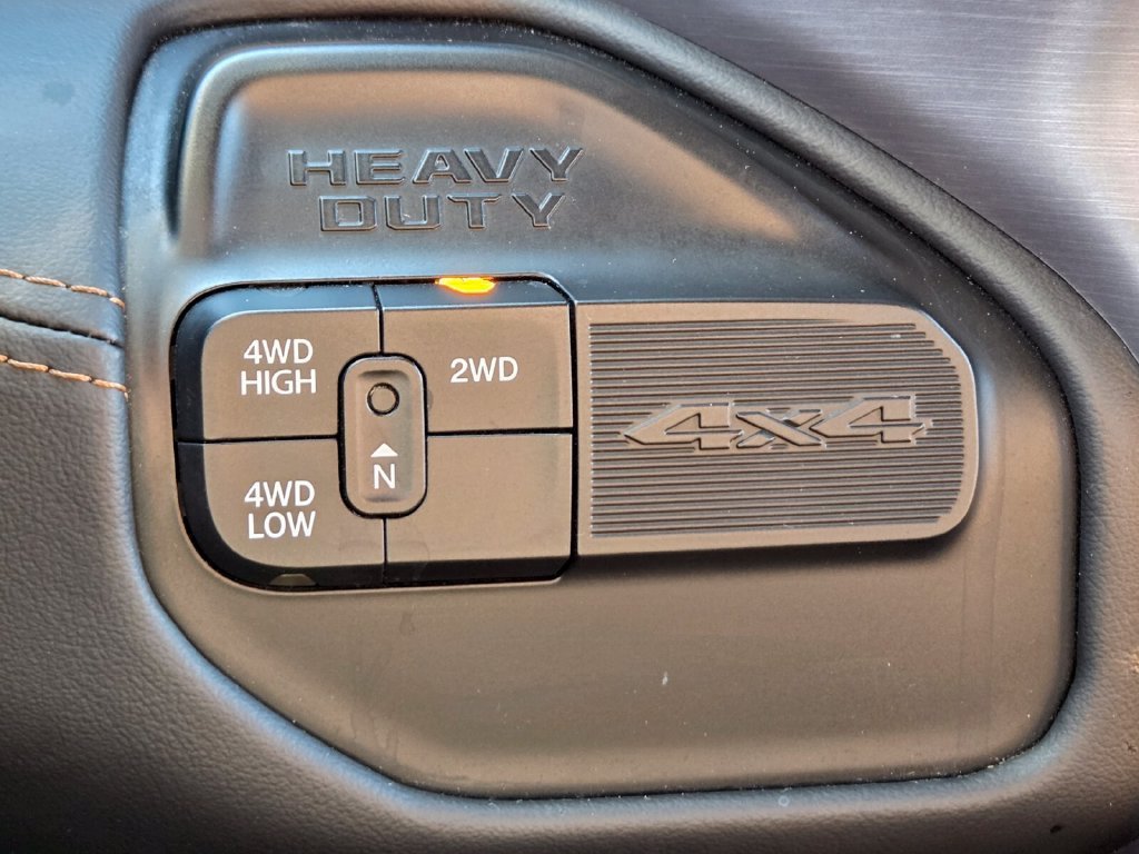 Used 2022 RAM 2500 Limited AWD/4WD image 31