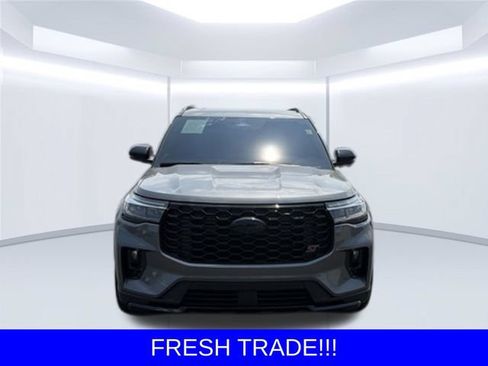 Used 2025 Ford Explorer ST w/ Sun And Sound Package AWD/4WD image 2