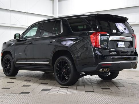 Used 2024 GMC Yukon Denali AWD/4WD image 6