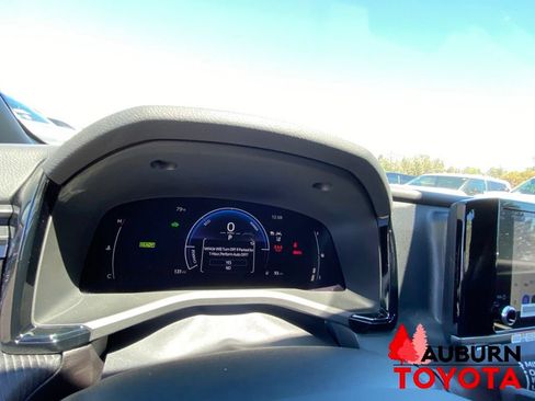 New 2026 Toyota Camry SE FWD image 33