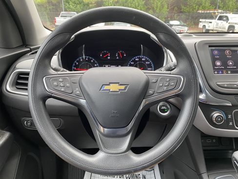 Used 2024 Chevrolet Equinox LS FWD image 18