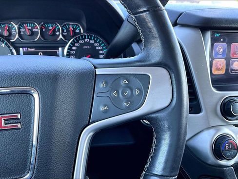 Used 2017 GMC Yukon SLT image 25