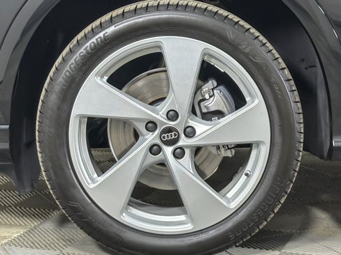 Used 2025 Audi Q5 Premium Plus w/ Premium Plus AWD/4WD image 25
