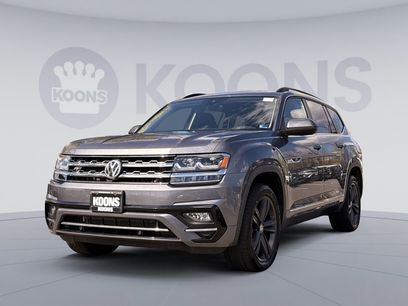 Used 2020 Volkswagen Atlas SE w/ Towing Package