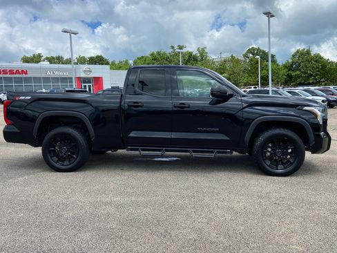 Used 2023 Toyota Tundra SR5 AWD/4WD image 9