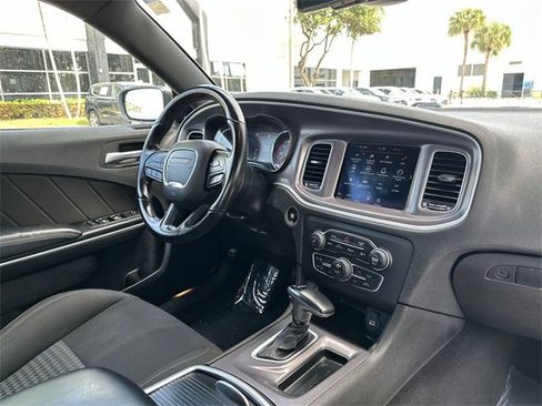 Used 2022 Dodge Charger GT image 30