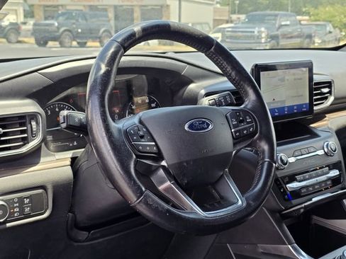 Used 2020 Ford Explorer Limited AWD/4WD image 25