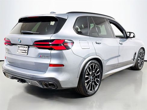 Used 2024 BMW X5 M60i image 4