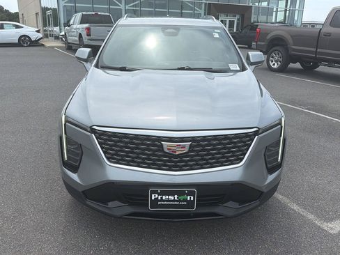 Used 2024 Cadillac XT4 Premium Luxury AWD/4WD image 8