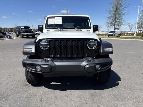 Certified 2022 Jeep Wrangler Unlimited Sport image 3