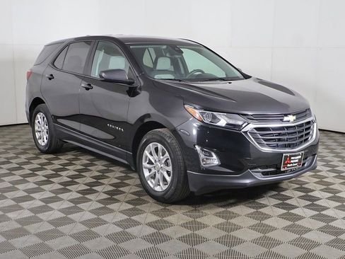 Used 2021 Chevrolet Equinox LS w/ LS Convenience Package image 44