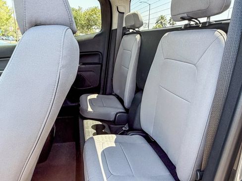 Used 2019 GMC Canyon W/T w/ Convenience Package RWD image 36