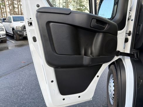 Used 2025 RAM ProMaster 2500 image 11