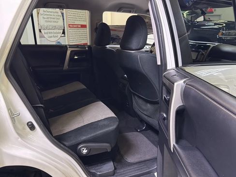 Used 2018 Toyota 4Runner SR5 RWD image 20