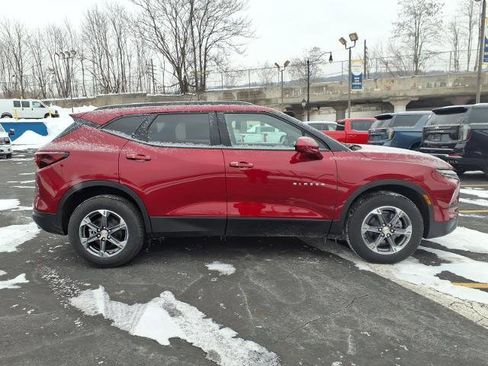 New 2026 Chevrolet Blazer LT w/ Convenience Package image 2
