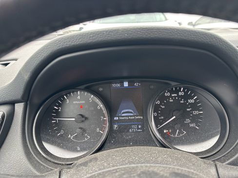 Used 2022 Nissan Rogue Sport SL AWD/4WD image 6