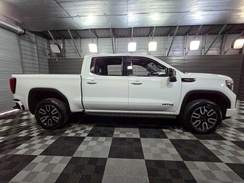 Used 2021 GMC Sierra 1500 AT4 image 9