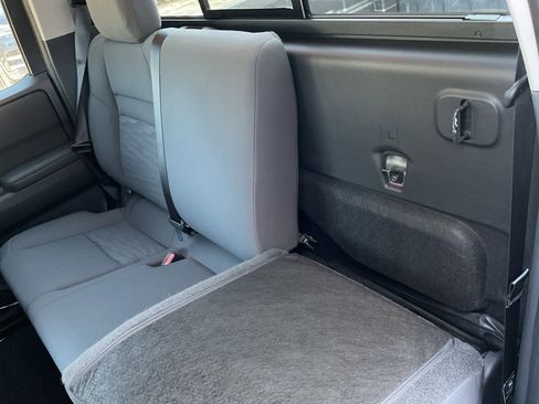 New 2026 Nissan Frontier S image 17