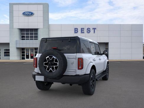 New 2025 Ford Bronco Outer Banks image 8