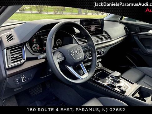 Used 2023 Audi Q5 e Premium Plus w/ Premium Plus Package image 11