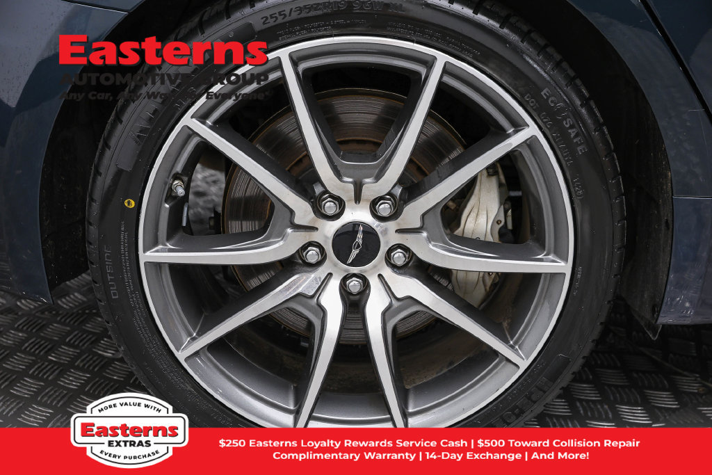Used 2025 Genesis G70 2.5T RWD image 32