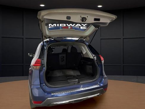 Used 2018 Nissan Rogue S image 7