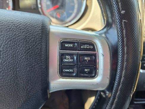 Used 2011 Dodge Durango Citadel RWD image 16