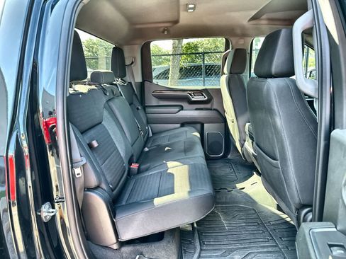 Used 2023 GMC Sierra 1500 Elevation AWD/4WD image 17