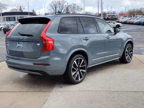 Used 2023 Volvo XC90 T8 Ultimate AWD/4WD image 19