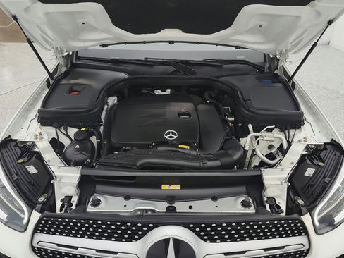 Used 2022 Mercedes-Benz GLC 300 image 18