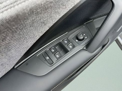New 2026 Volkswagen Tiguan S FWD image 13