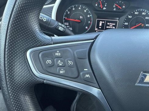 Used 2023 Chevrolet Malibu LT image 30